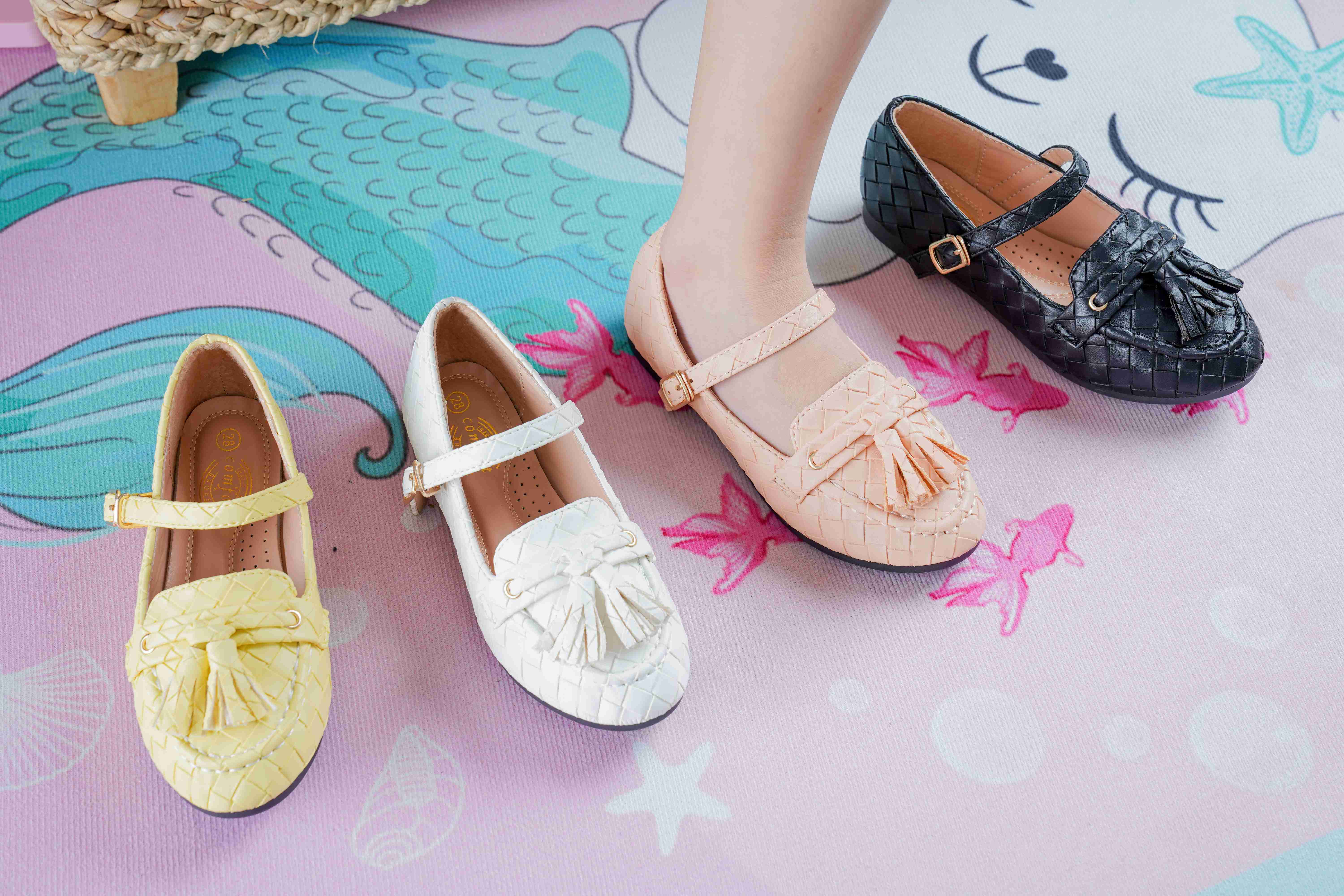 Children shoe 1